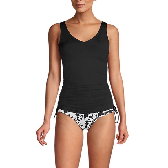 NWT Lands End Women’s Swim Suit Shirt Top Black Size 24W Built in Bra Underwire - Picture 2 of 11